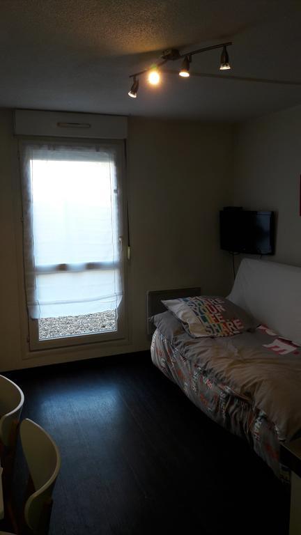 Studio Au Calme Apartament Deville-les-Rouen Zewnętrze zdjęcie